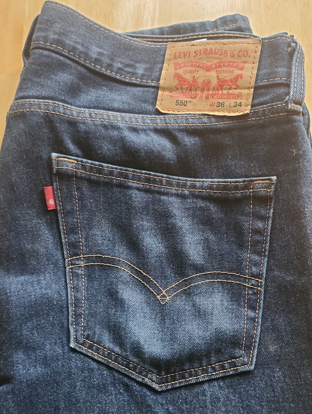 Levi's 550 Relaxed Fit Jeans in Deep Blue Denim